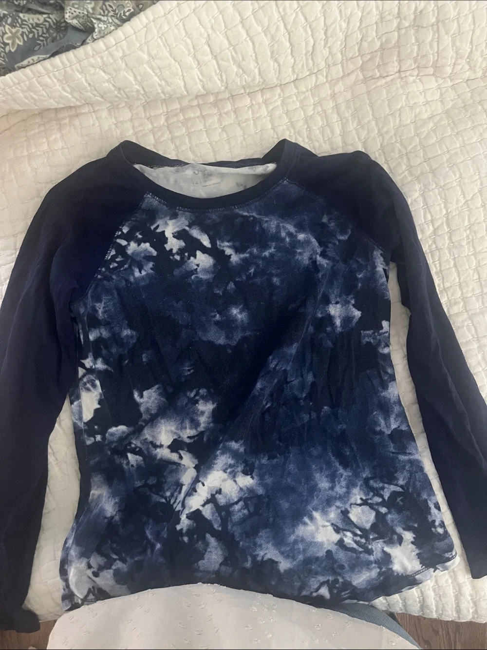 Justice Navy & White Tie-Dye Raglan Long Sleeve Top