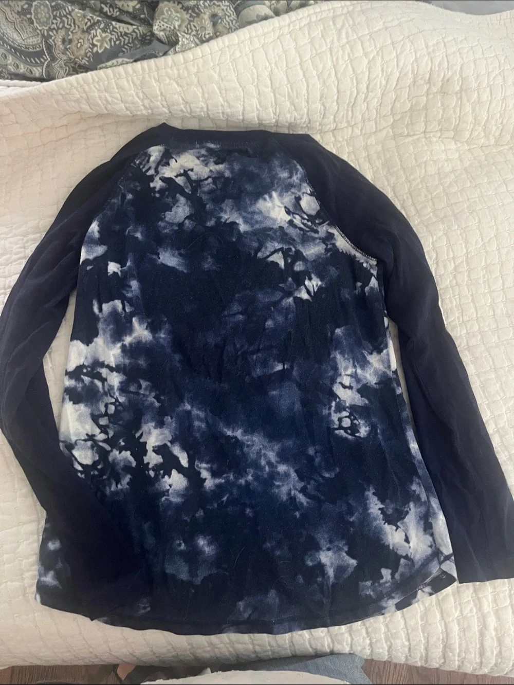 Justice Navy & White Tie-Dye Raglan Long Sleeve Top