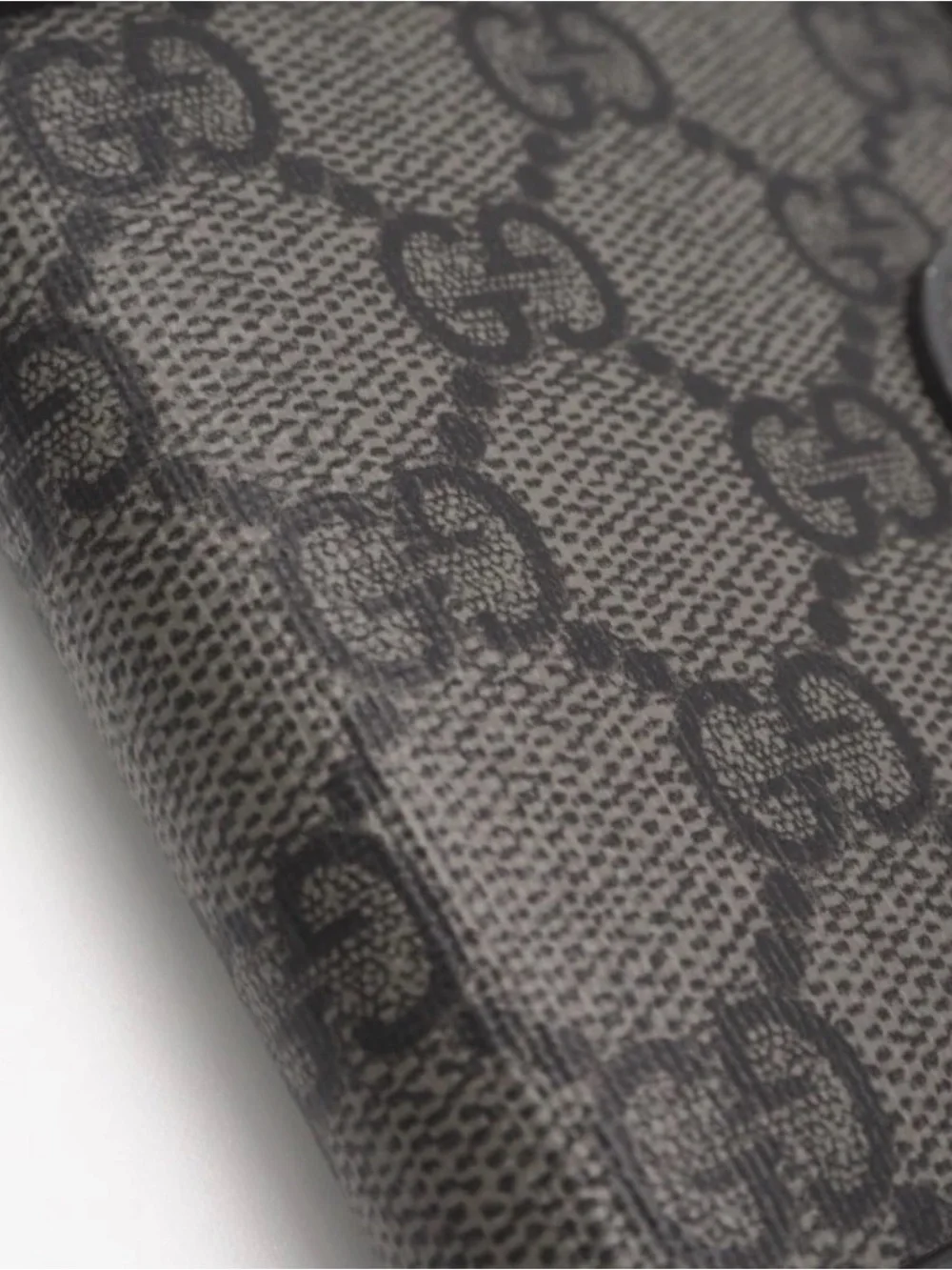 Gucci classic gg