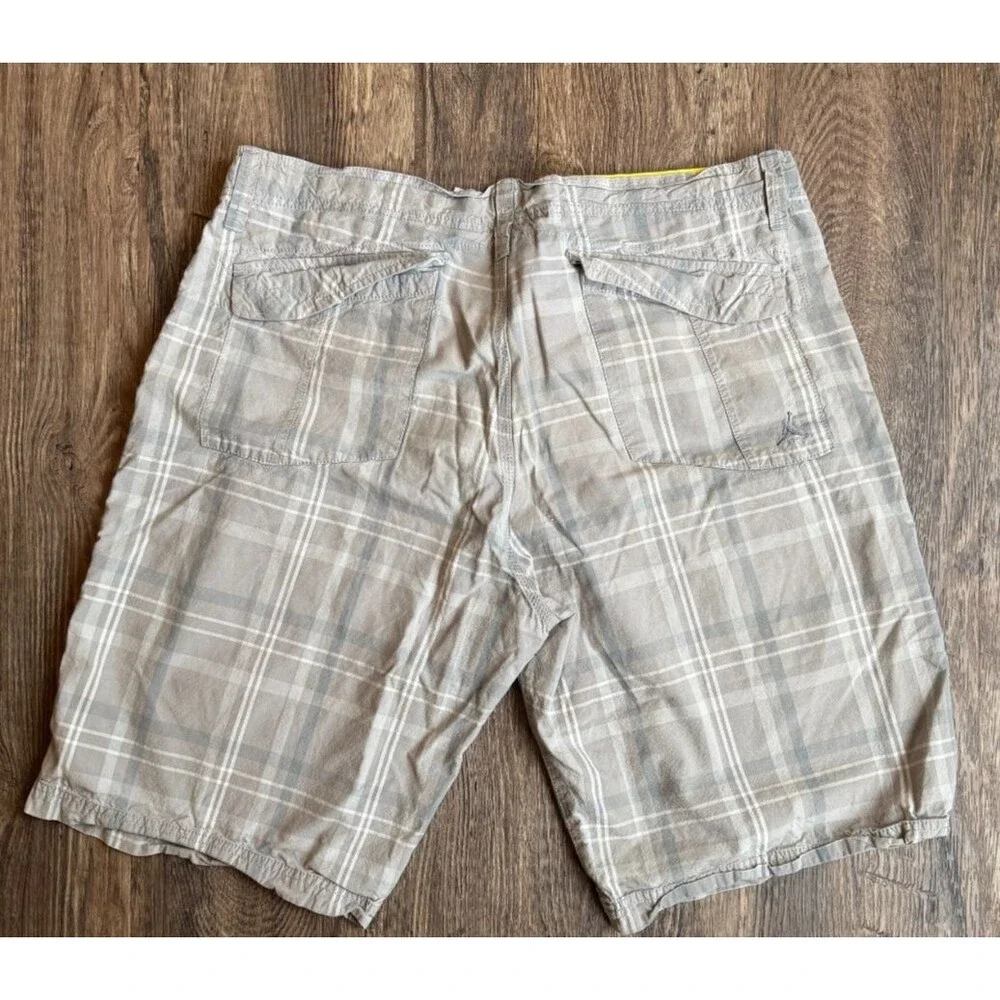 Air Jordan Shorts Men’s 38 Gray White Plaid Cotton Casual Outdoor Jumpman BBall