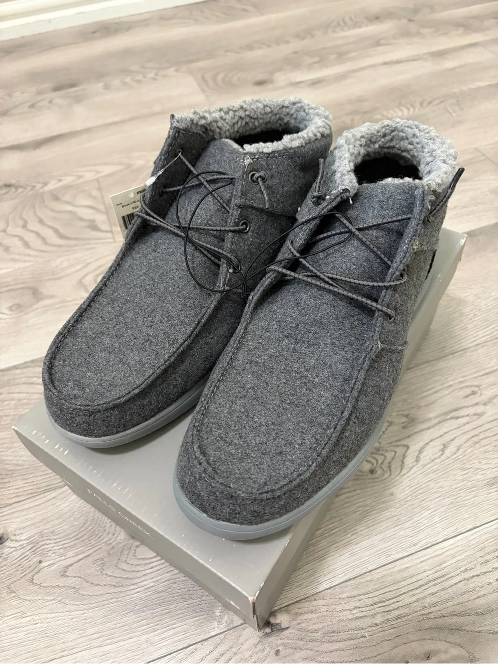 Falls Creek Men’s Gray Chukka Boots