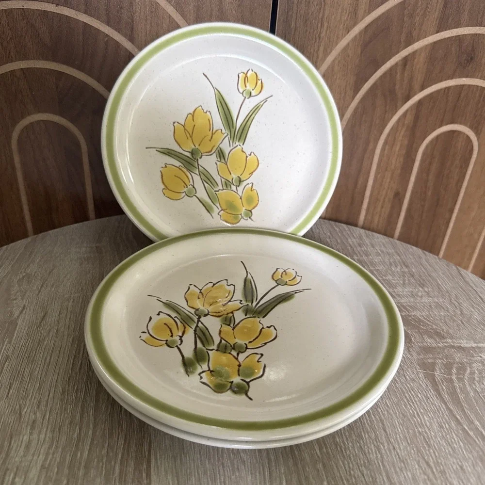 Vintage Stonybrook Stoneware 7 5/8