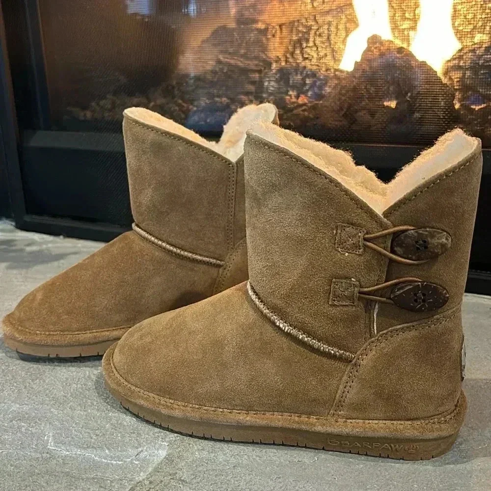 BEARPAW Rosaline Suede upper,sheepskin & wool blend lined,TPR outsole booties