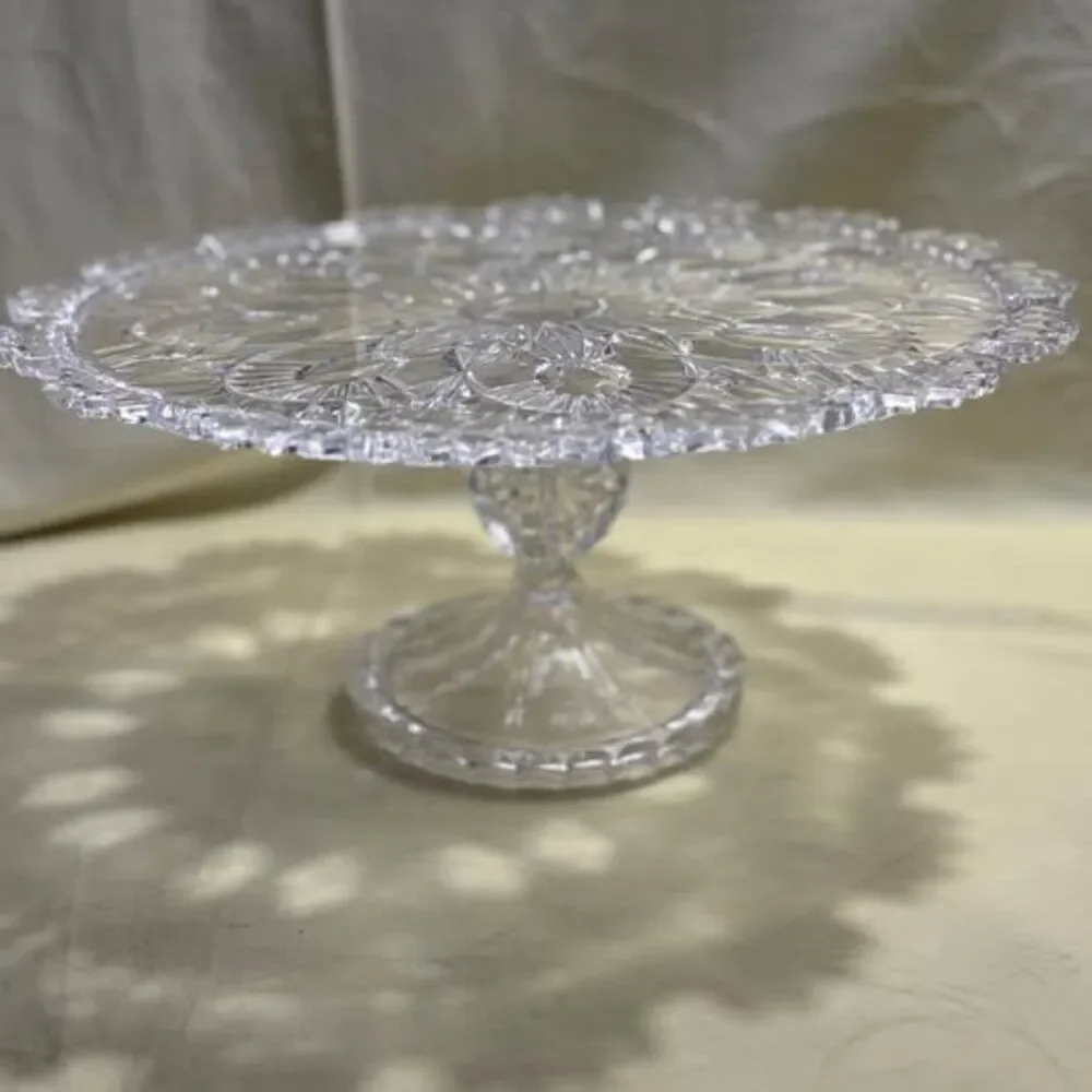 Unbranded glass cake