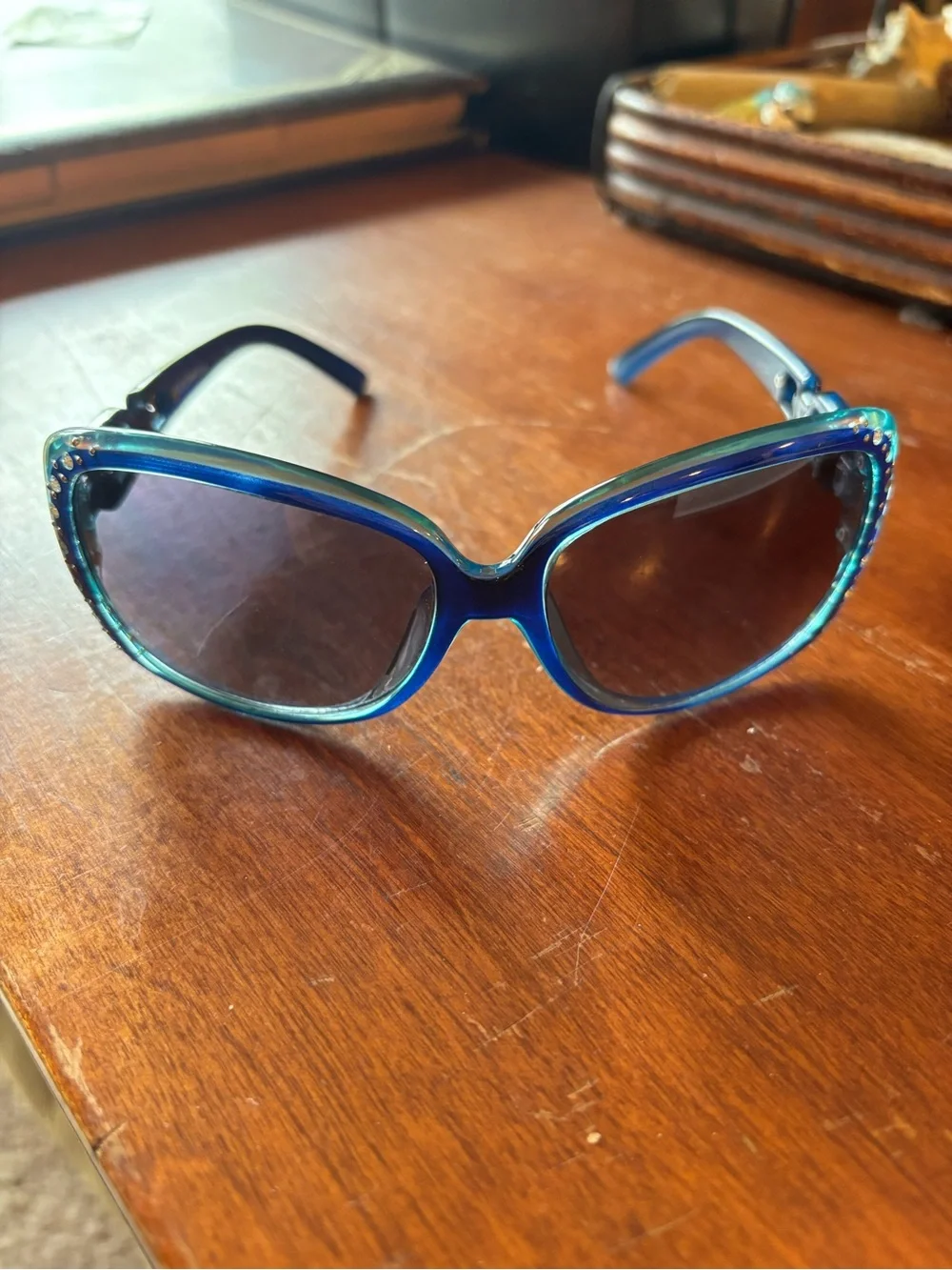 South Pole Oversized Sunglasses w Rhinestone Trim & Chainlink Temples