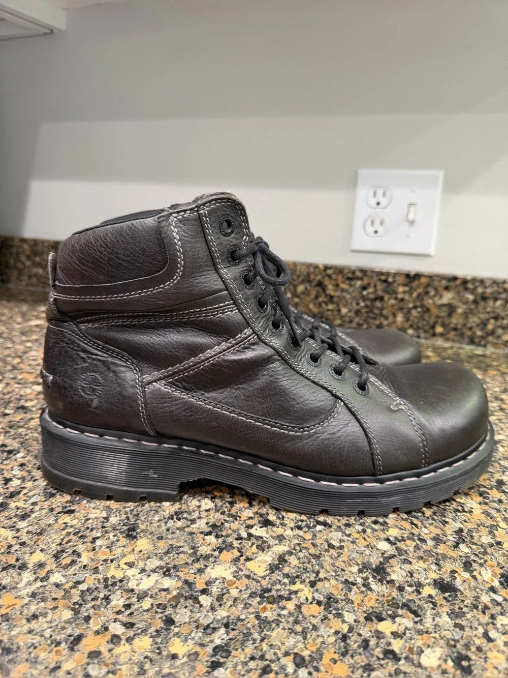 Men's  Dr Marten Soren   Black Leather Lace-Up Work Boots 13