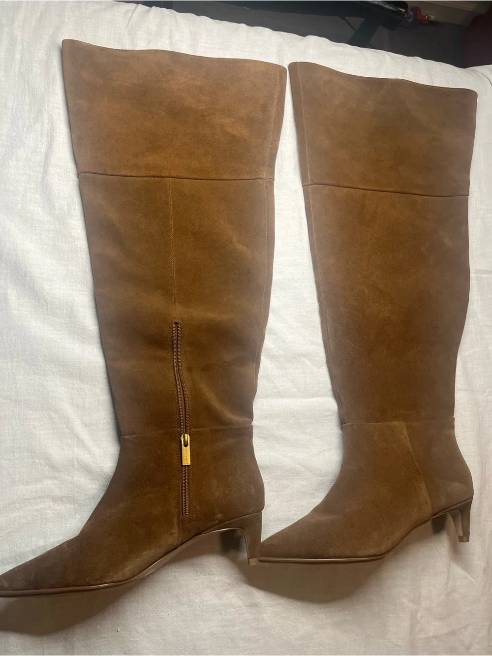 Vince Camuto slender pointed
