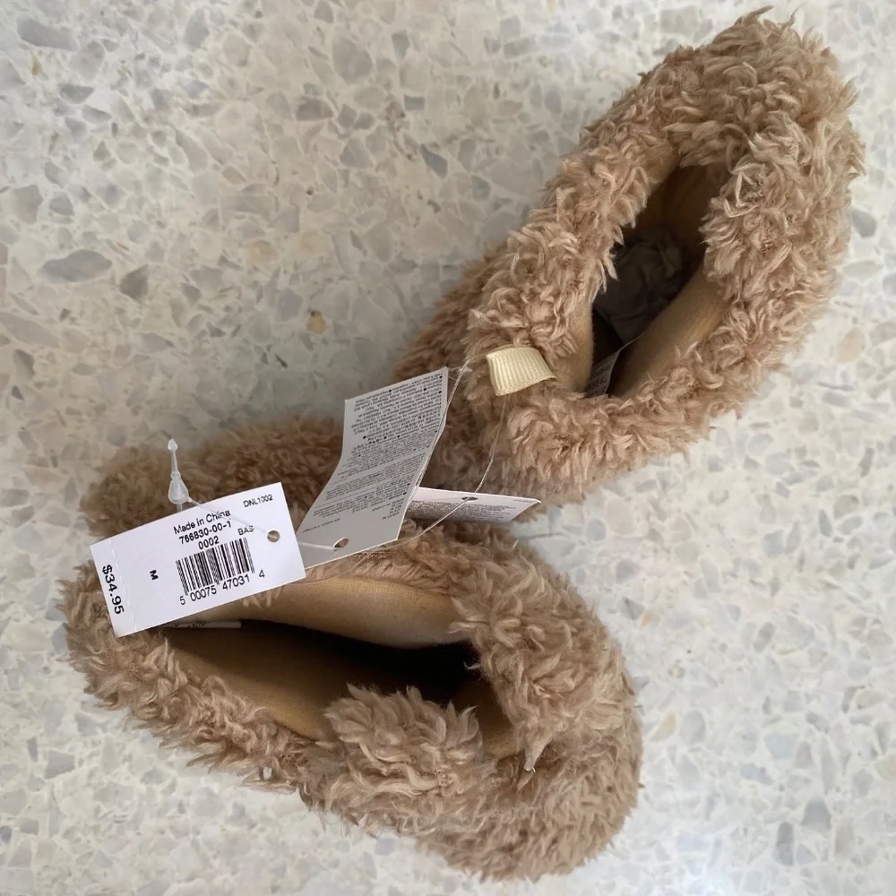 NWT GAP Baby & Toddler Cozy Bear Slippers