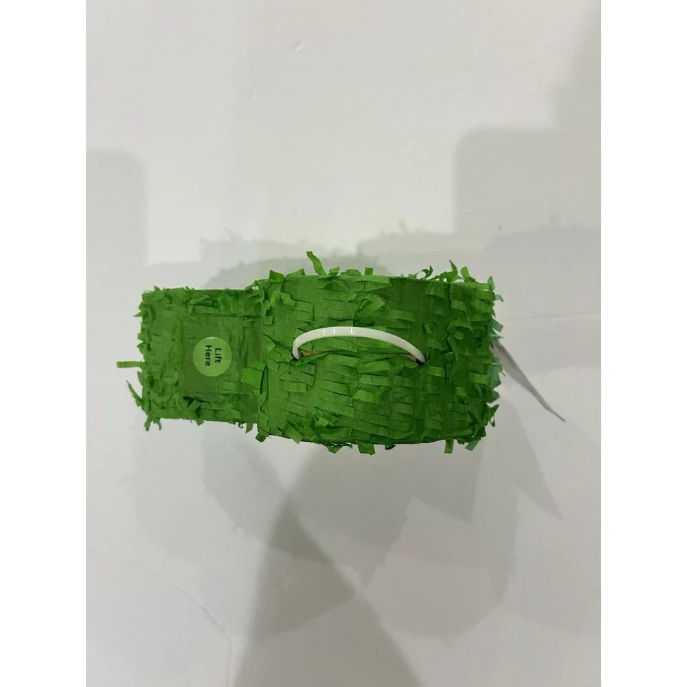 The Unbranded Brand pinata it gift