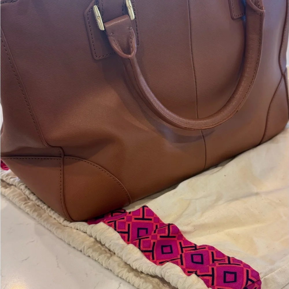 Tory Burch tory burch
