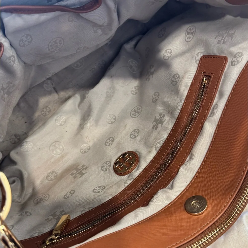 Tory Burch tory burch