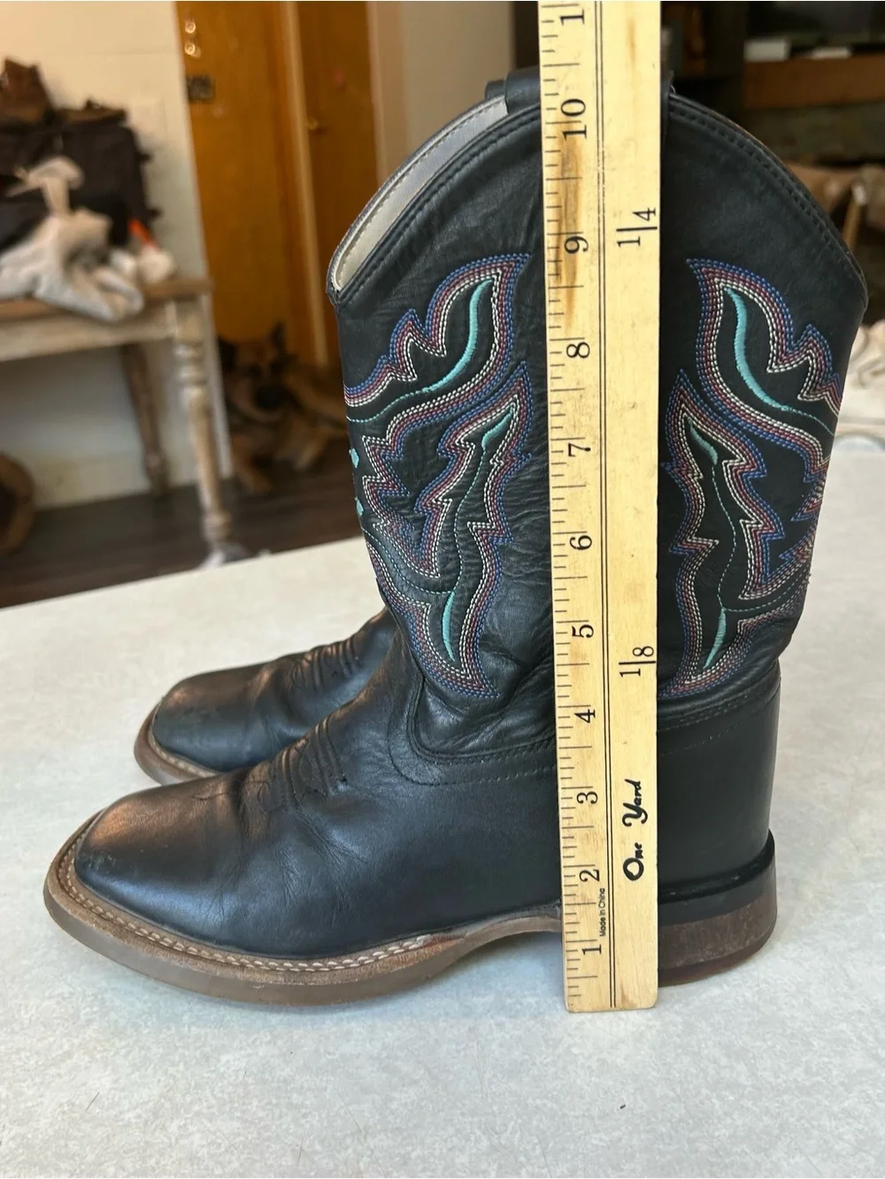 Old West timeless black