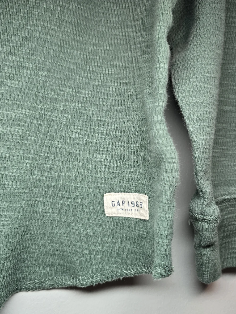 GAP long sleeve