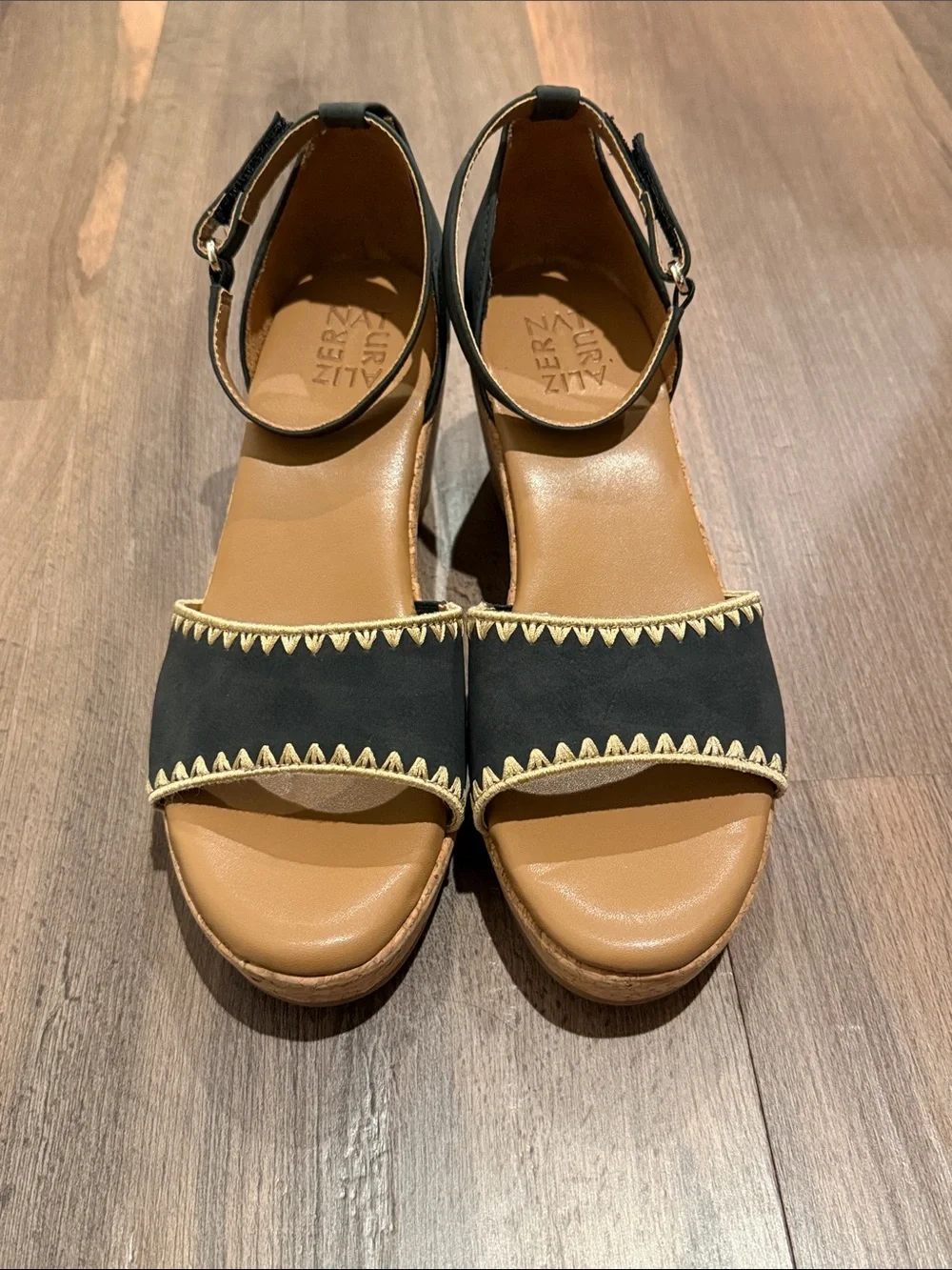 Naturalizer stylish black