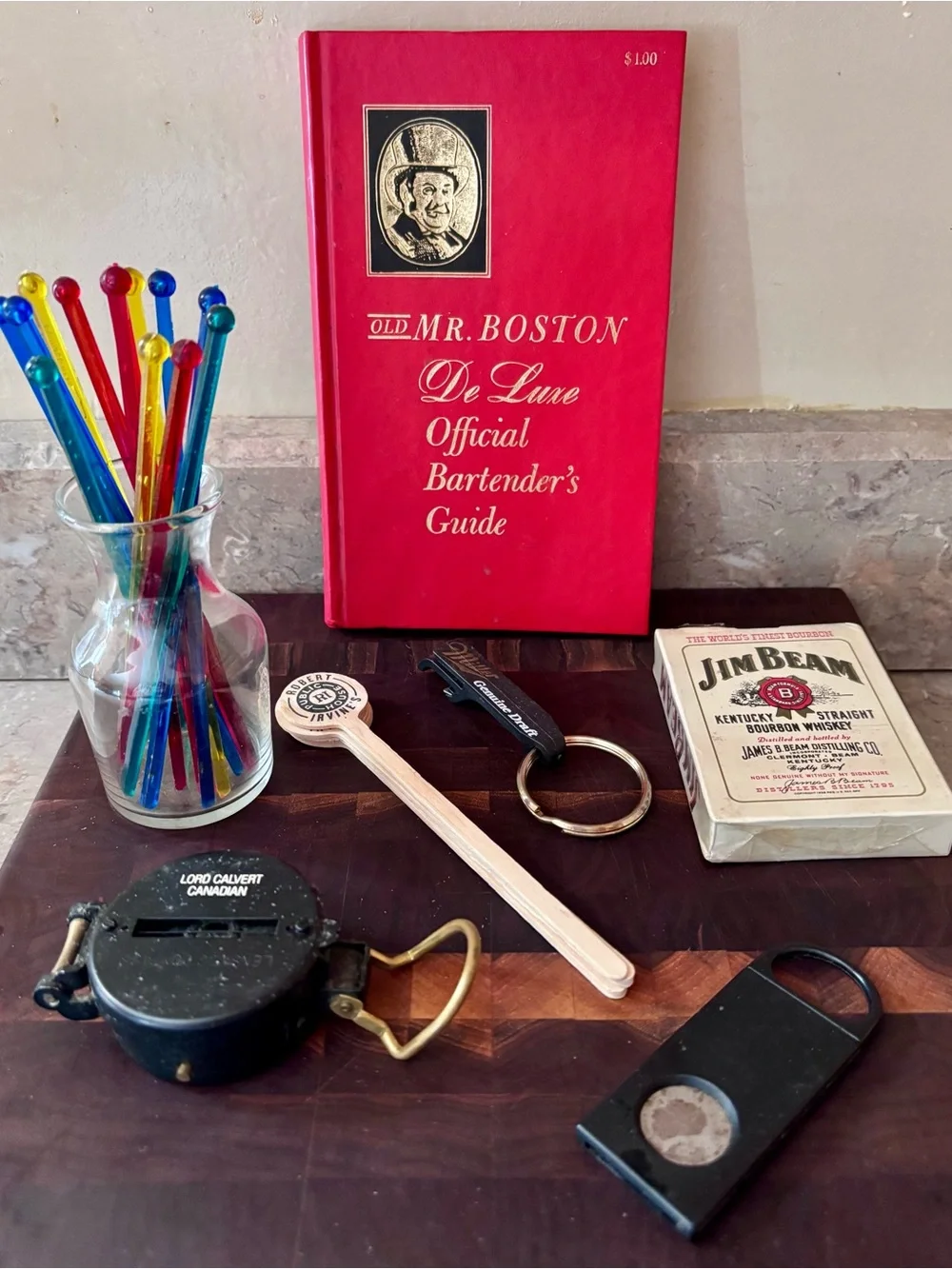 De Luxe Official Bartender's Guide/ Vintage Bar Accessories