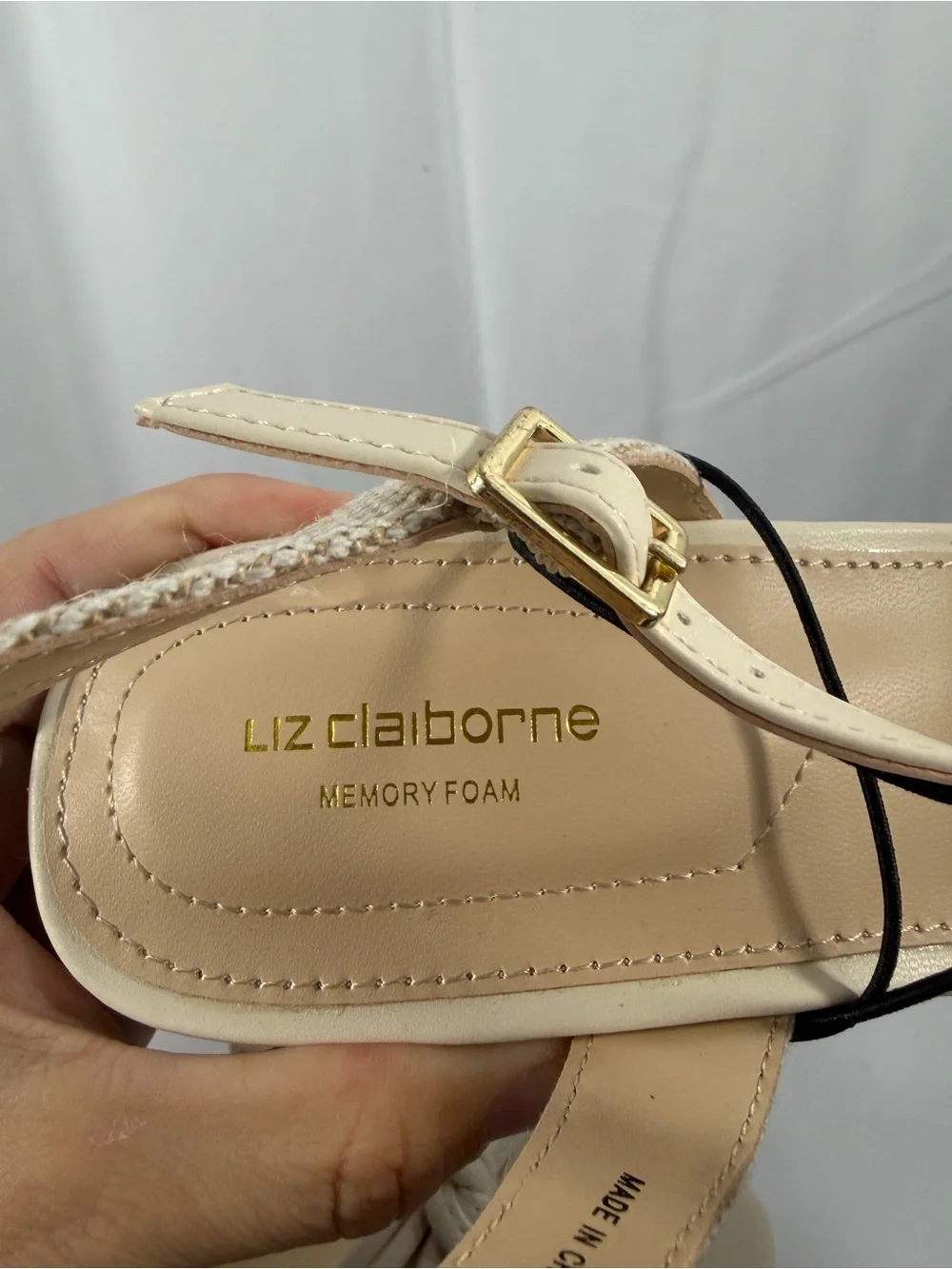 Liz Claiborne have strappy •women’s