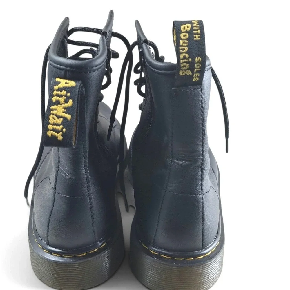 Dr. Martens 1460 Y Kids Size 5 Black Excellent Side Zip Lace Up Combat‎ Boots