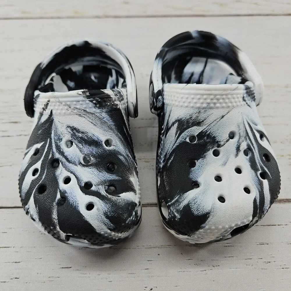 CROCS classic marbled