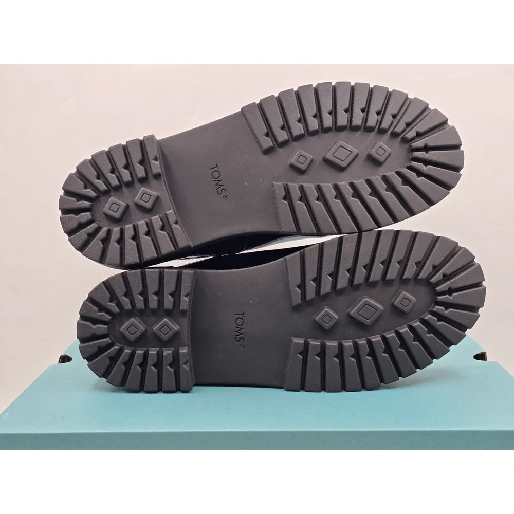 Toms this listing