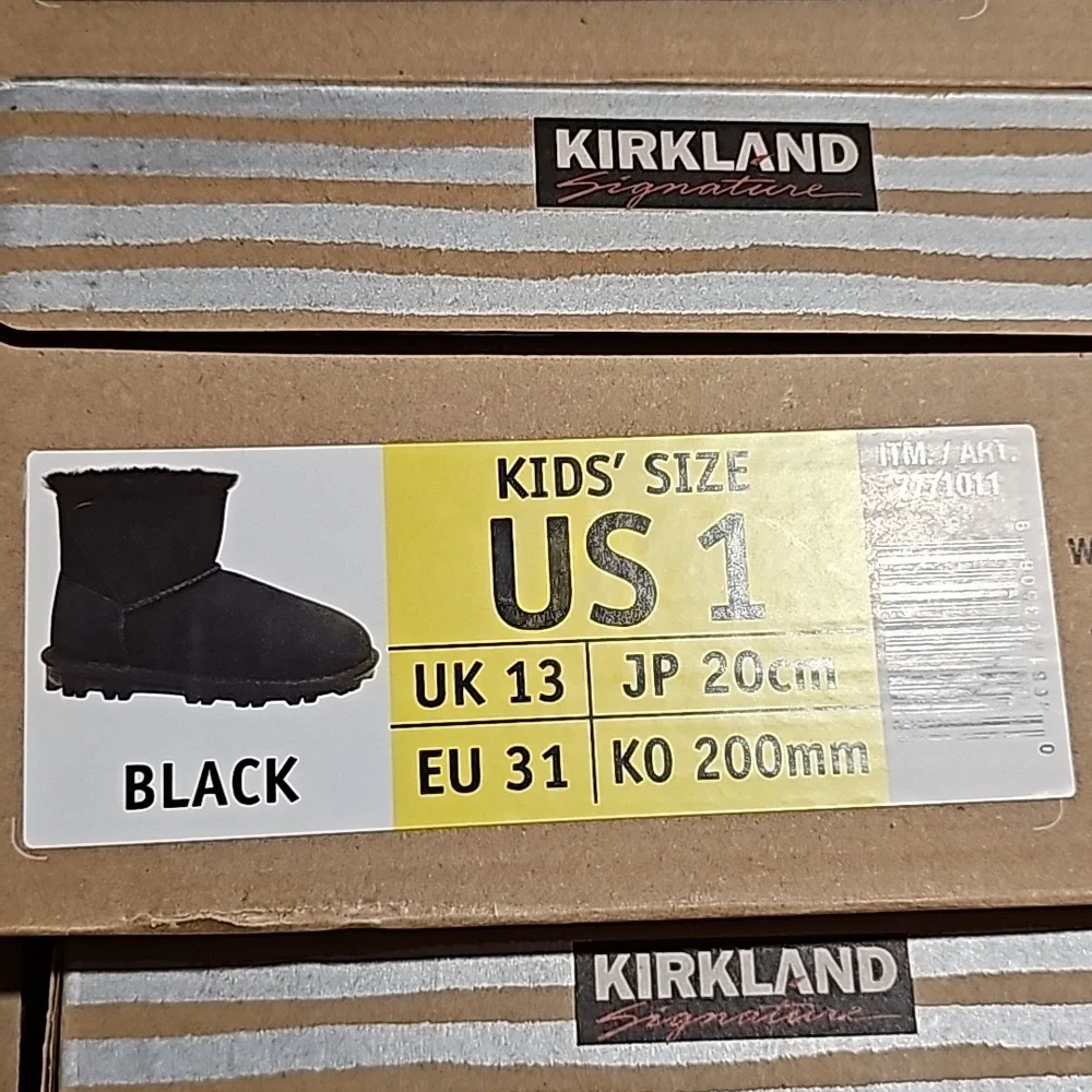 Kirkland Signature Kids Genuine sheepskin Shearling Boots  Nwt