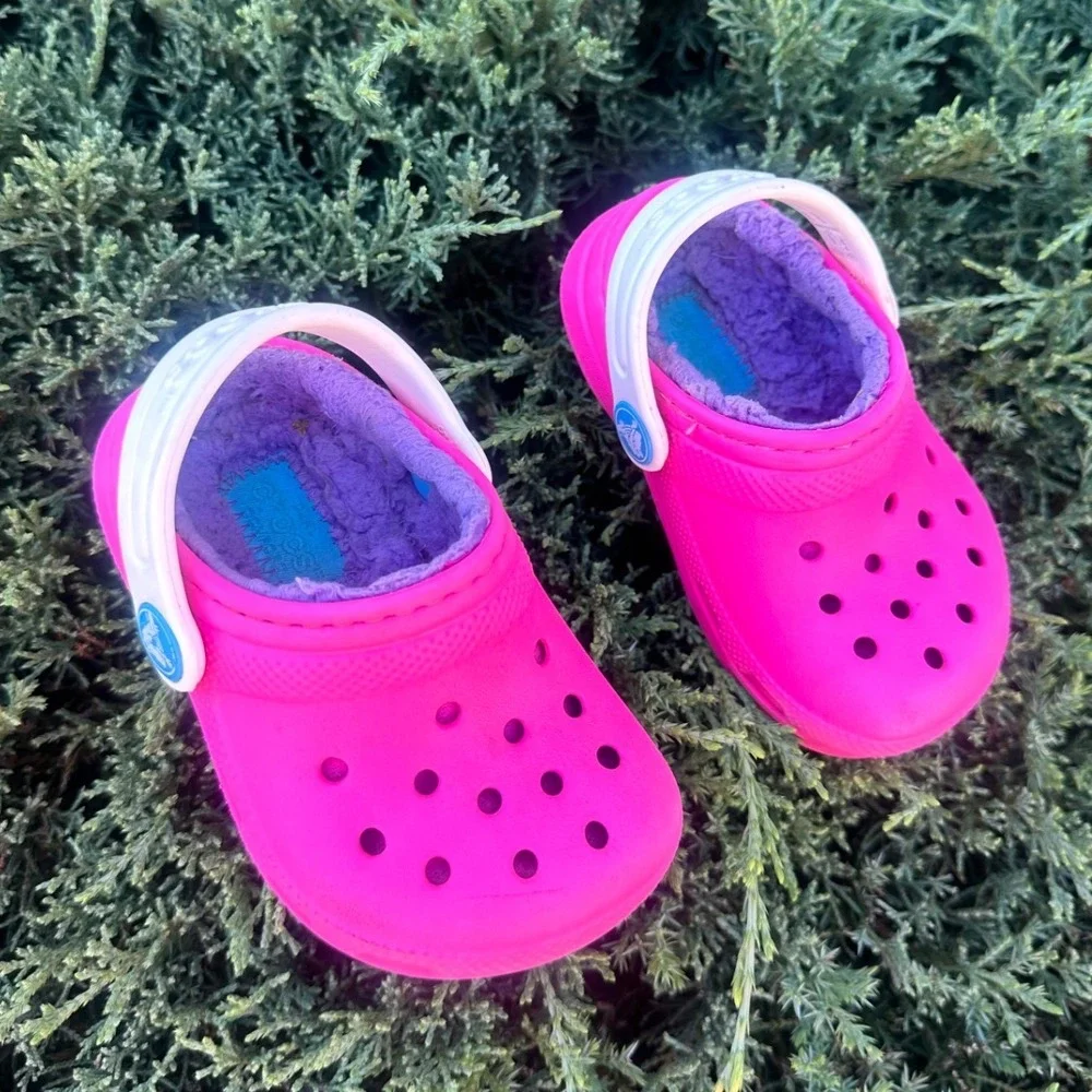 CROCS preowned fairly