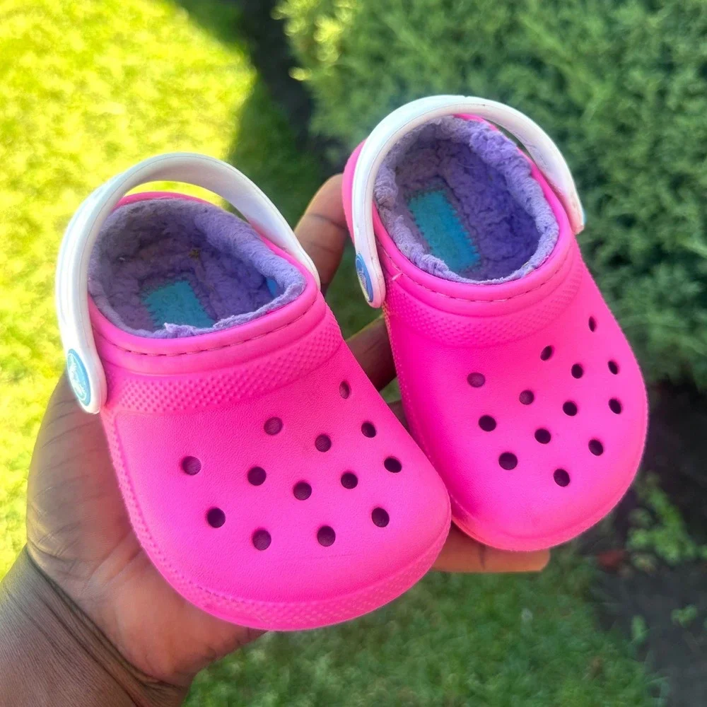 CROCS preowned fairly