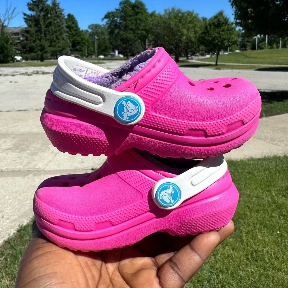 CROCS preowned fairly