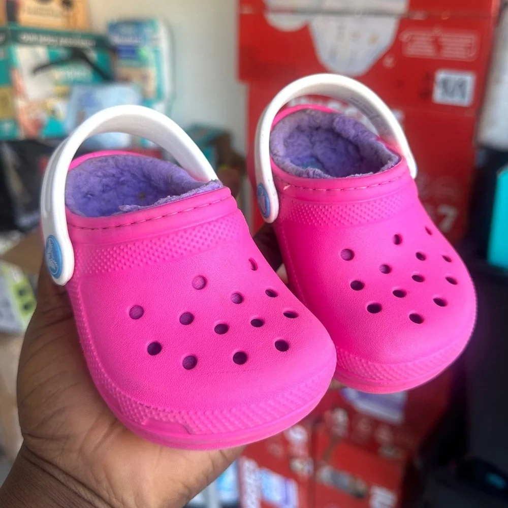 CROCS preowned fairly