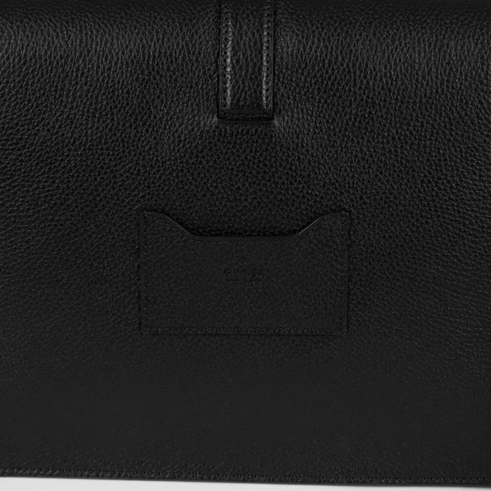 Gucci details gender
