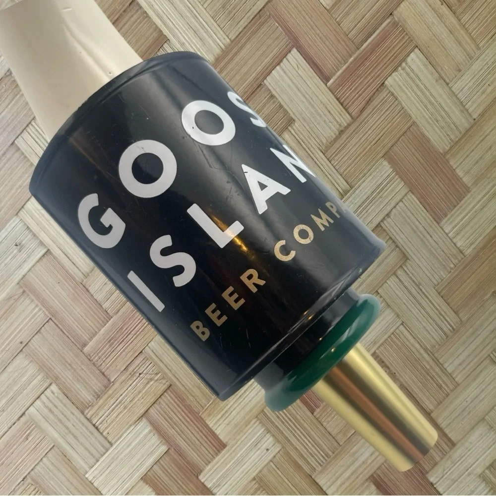 Goose Island Brewing Company goose island