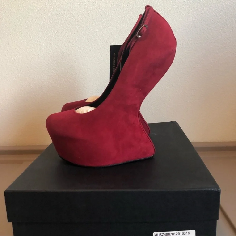 Giuseppe Zanotti giuseppe zanotti