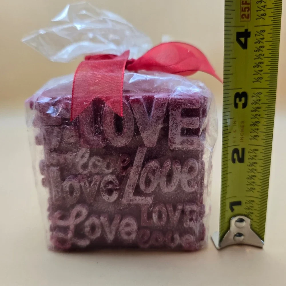Pottery Barn 10cm word