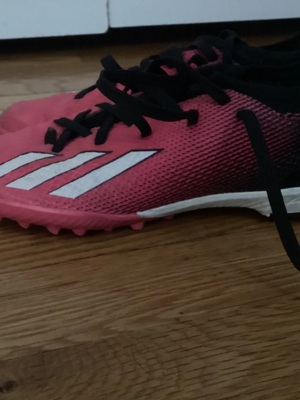 Adidas size US 3 pink soccer turf shoes