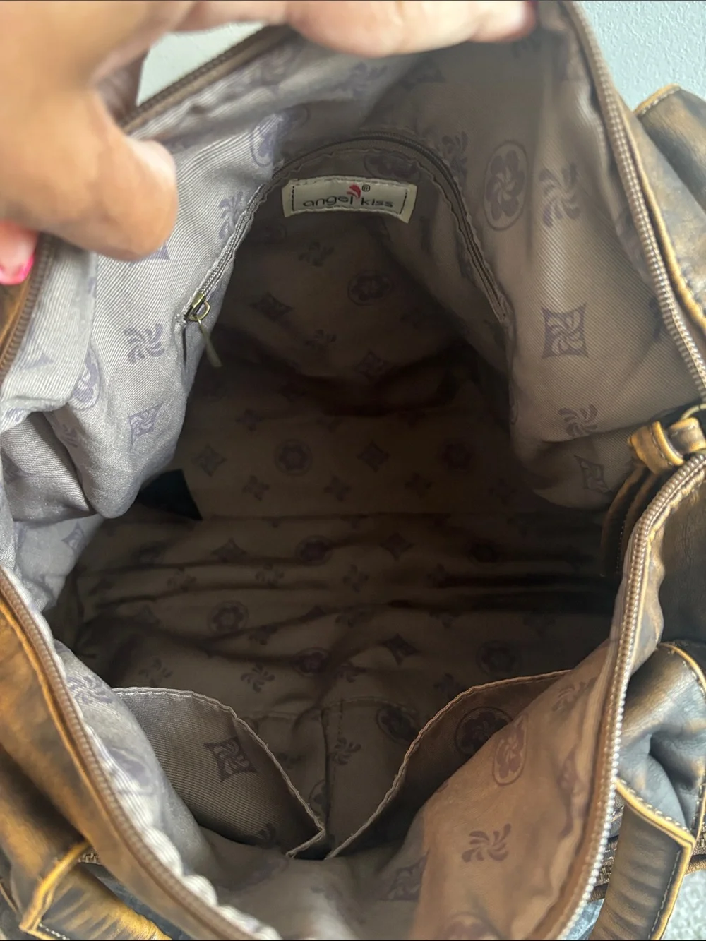 Angel Kiss roomy satchel
