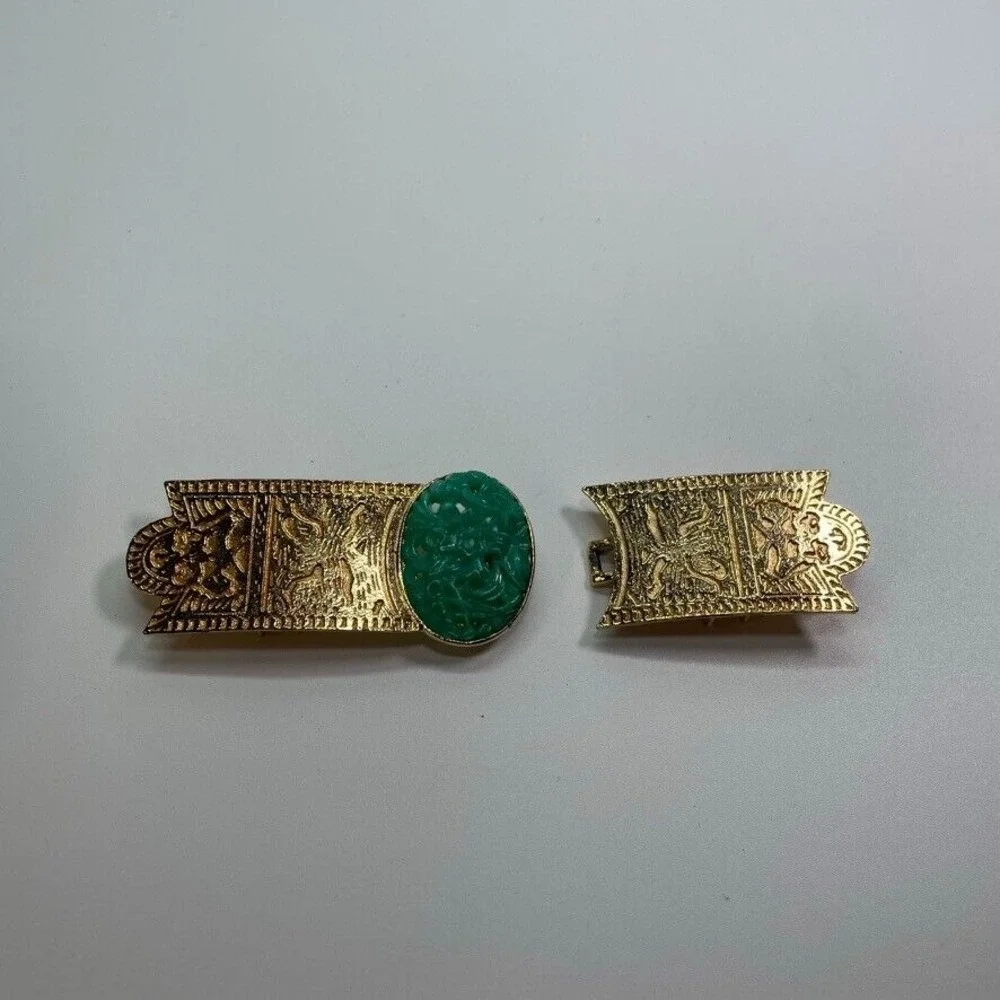 Gay Bover Designer Belt Buckle Gold-Tone‎ w/Asian Flair 1980's Takes 1.25