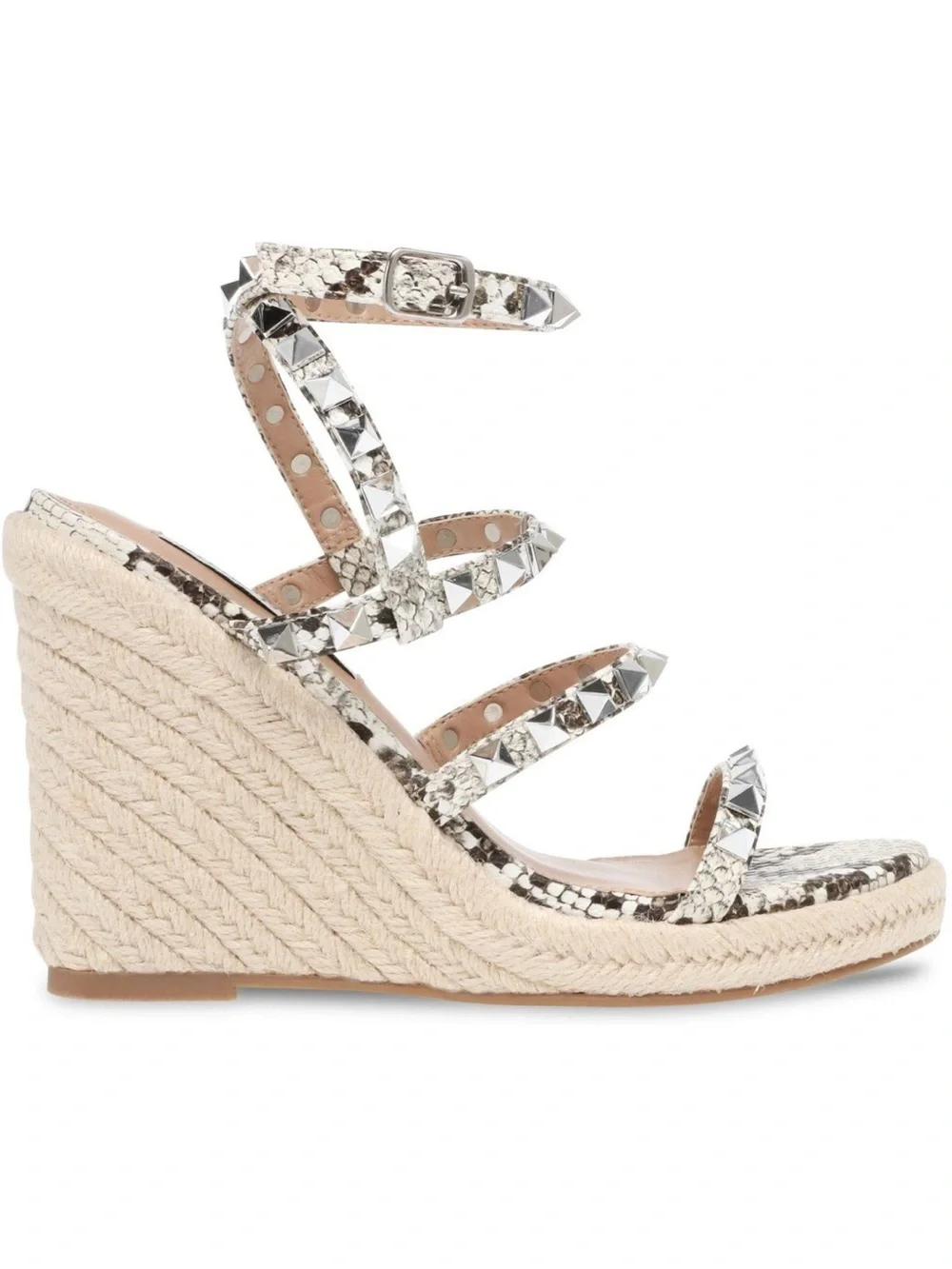 Steve Madden eye catching