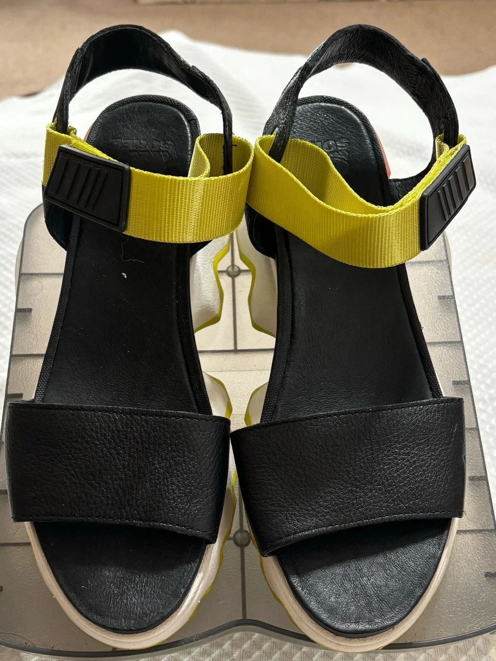 Sorel chunky platform