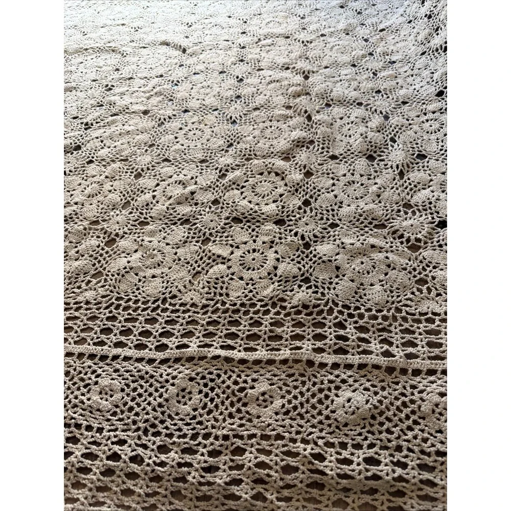 Handmade Crochet Lace Tablecloth Cream Cotton Oblong 53x66 Vtg Geometric Floral