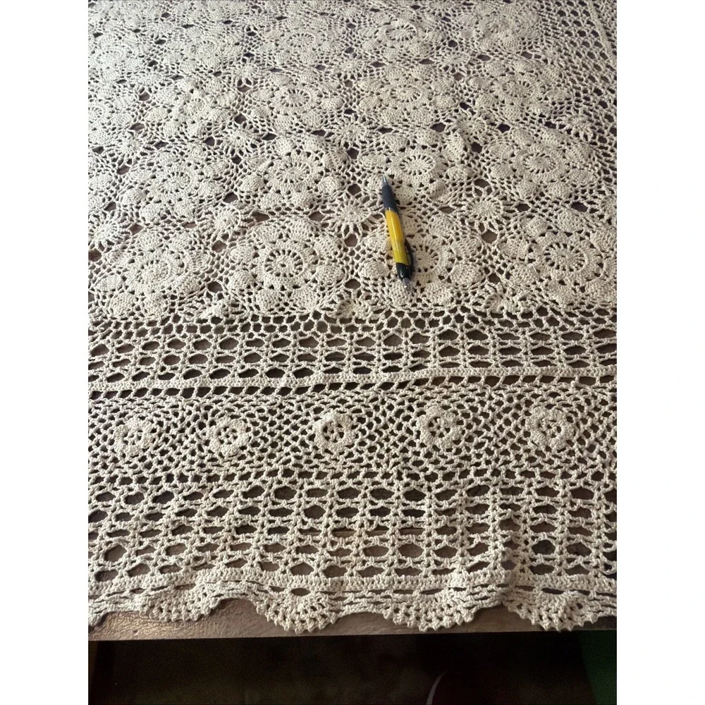 Handmade Crochet Lace Tablecloth Cream Cotton Oblong 53x66 Vtg Geometric Floral
