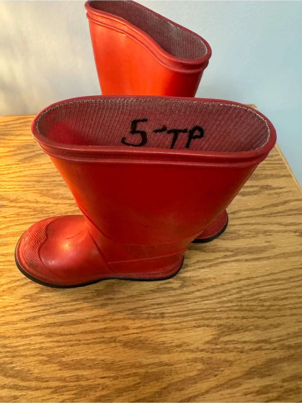 N/A durable red