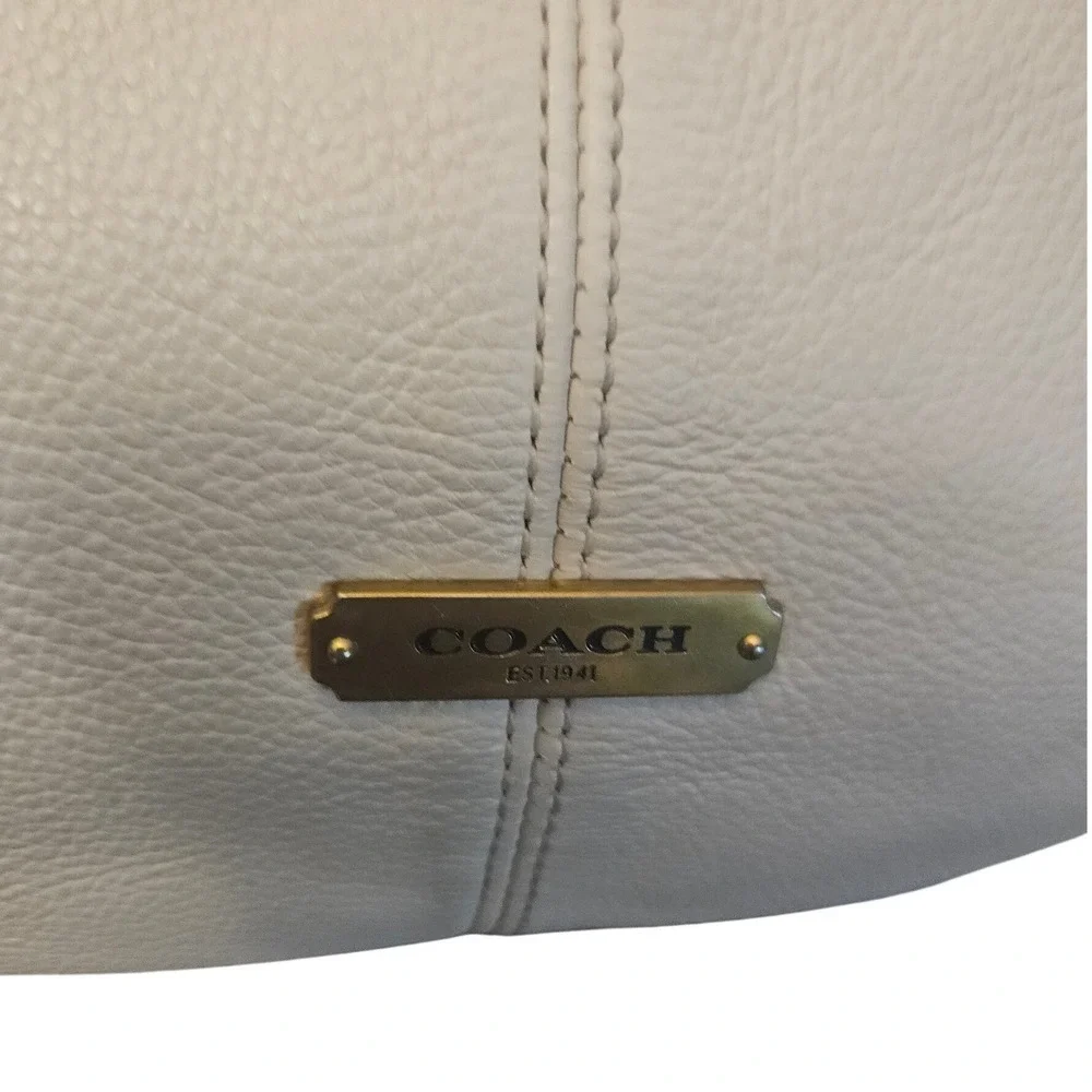 Coach hobo bag