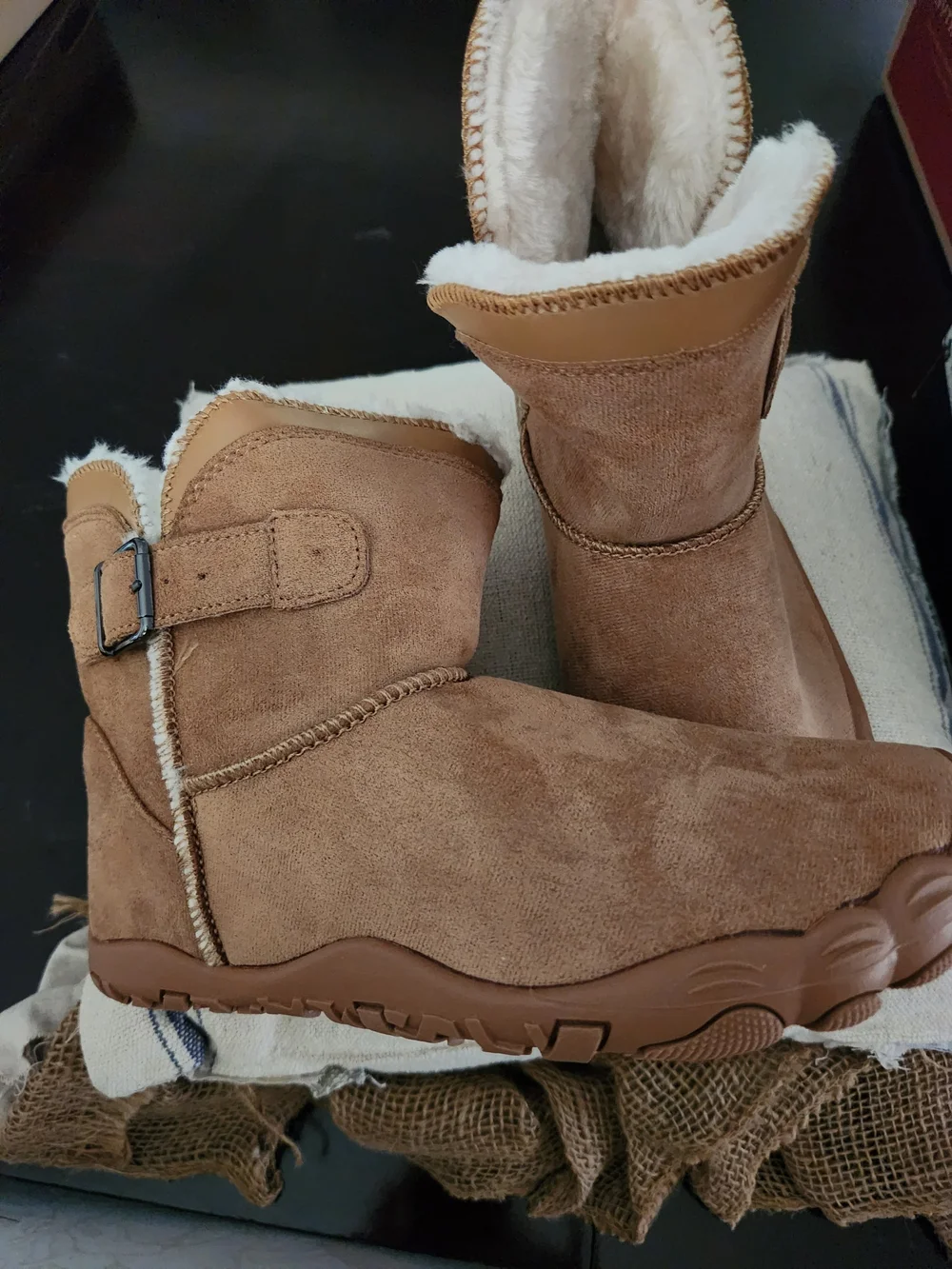 bronoir these boots