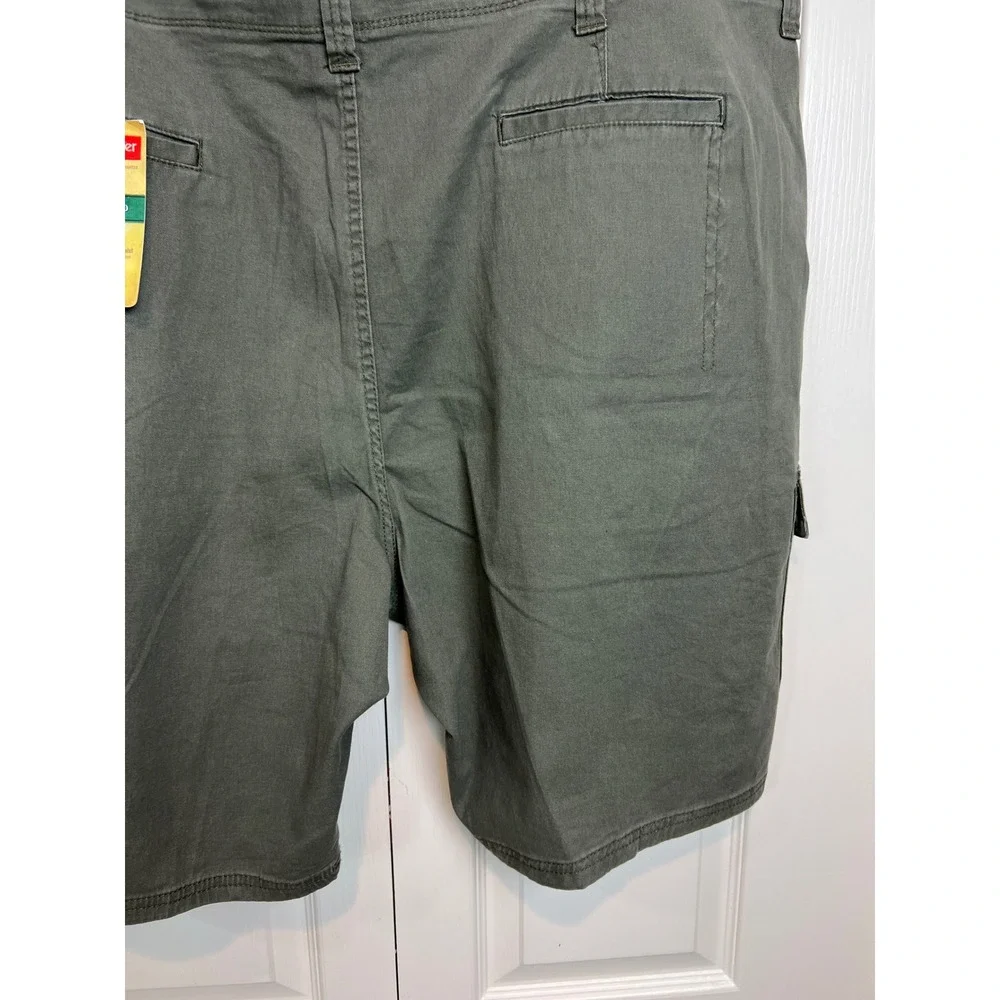 Wrangler cargo shorts