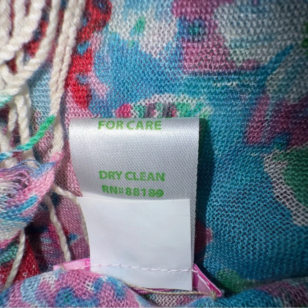 Lilly Pulitzer very hard