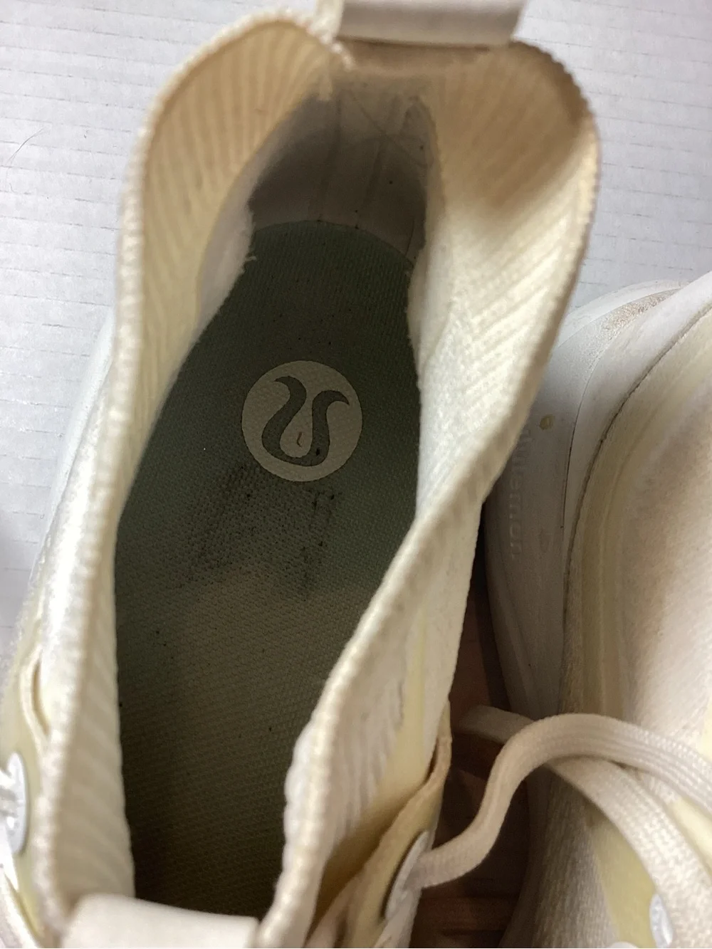 lululemon athletica breathable knit