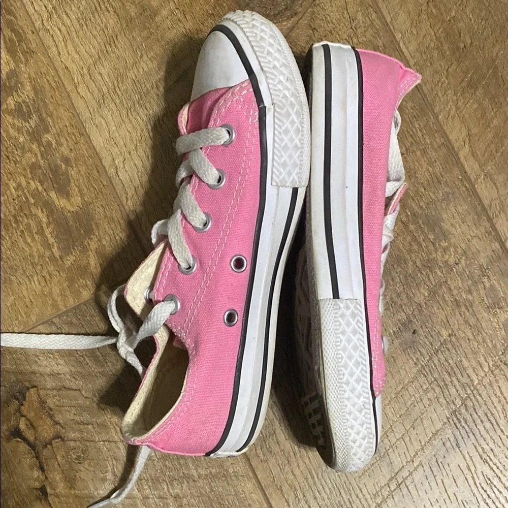 Converse shape great shoes