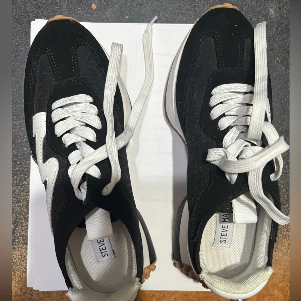 Steve Madden stylish women