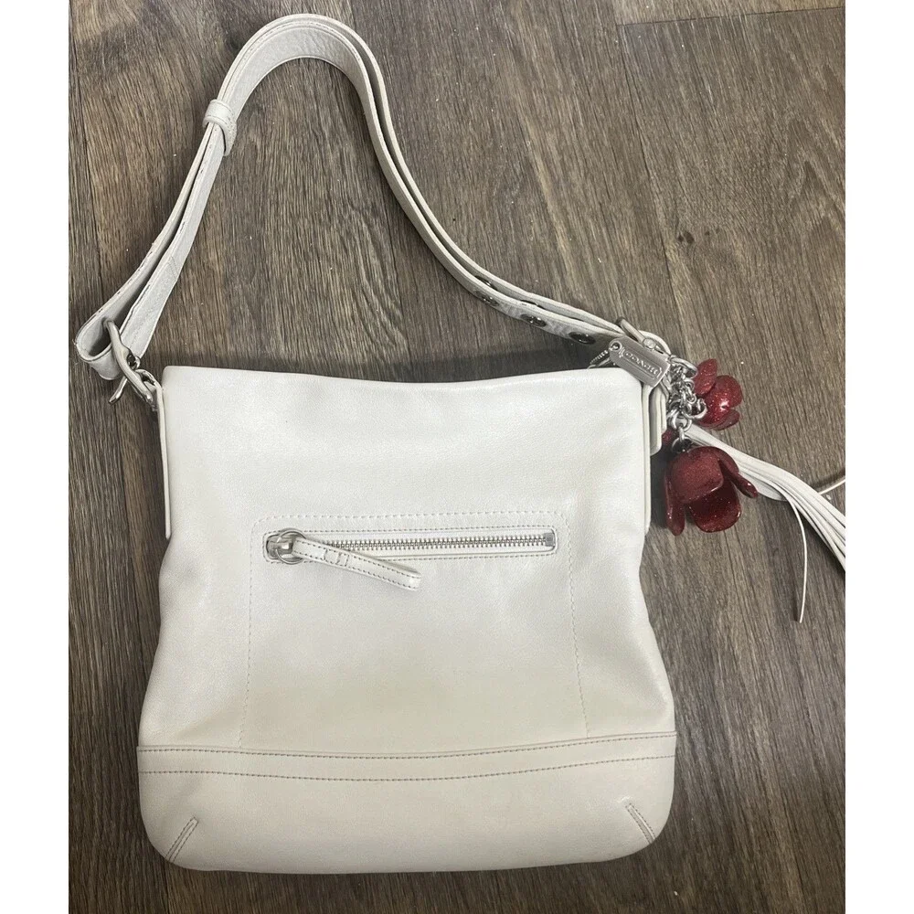 COACH Women's Legacy 1415 Shoulder Bag/Purse Adjustable Strap Tassel Off-White