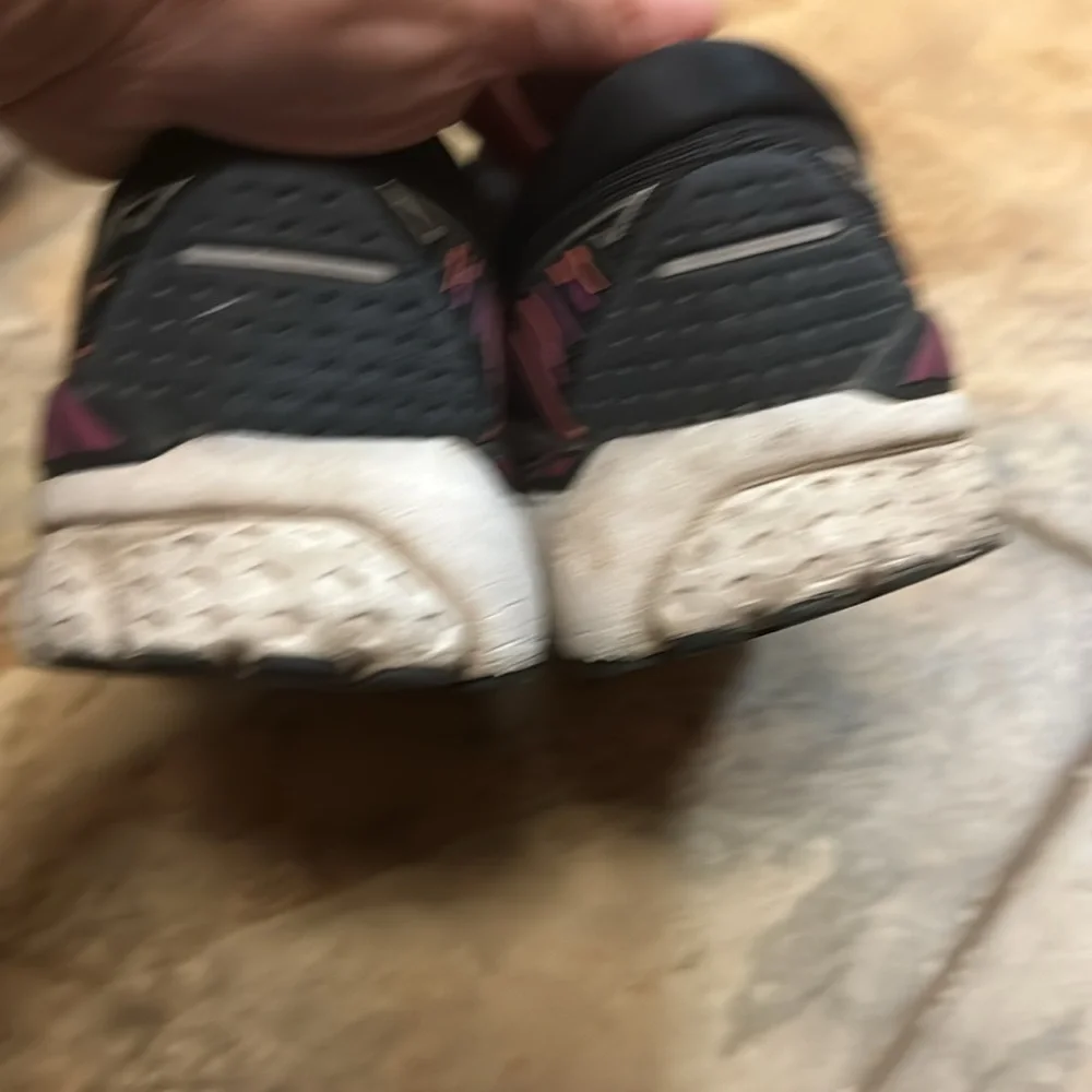 Brooks Women's Black with Pink Athletic Running Shoes