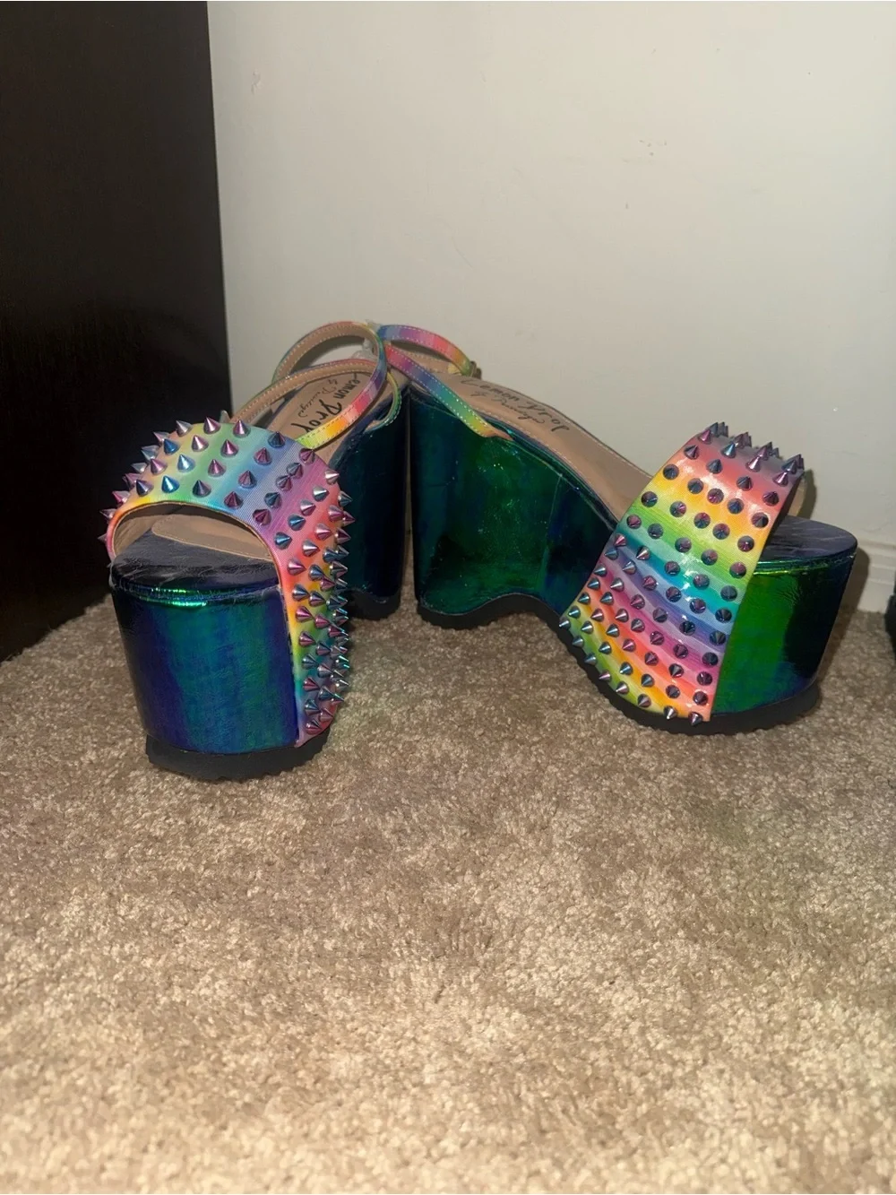Privileged bold platform